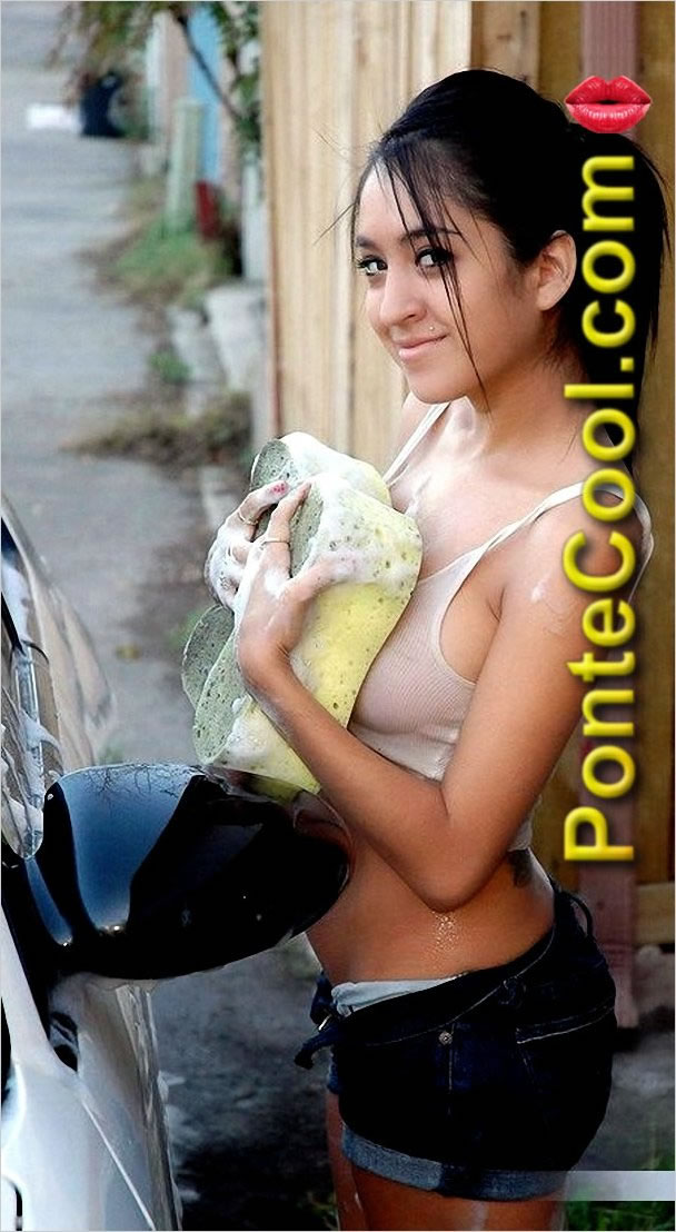 Las hermosas y sexies Chicas Car Wash 2011