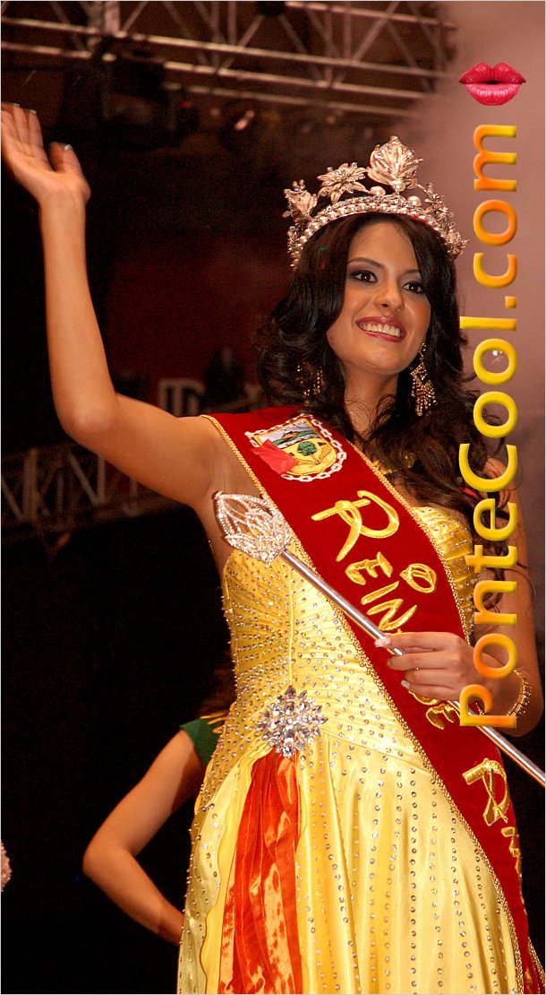 María Emilia Varela Reina de Ambato 2013