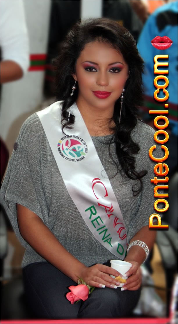 Mónica Paulina Vaca Barona candidata a Reina de Ambato 2012, apóyala para Reina Virtual 2012